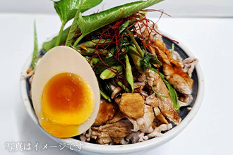 シャキうま空芯菜とロースポークの冷しゃぶ丼